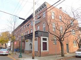 2 Beds 1 Baths in New Haven, CT