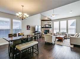 1905 Eagle Aerie Ln, St Paul, Tx 75098 4 Beds 3.5 Baths in Saint Paul, TX (Photo 4 of 12)