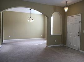 9805 Portofino Dr, Orlando, Fl 32832 5 Beds 3 Baths in Orlando, FL (Photo 2 of 12)