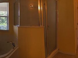 9805 Portofino Dr, Orlando, Fl 32832 5 Beds 3 Baths in Orlando, FL (Photo 5 of 12)