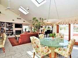 5 Beds 5 Baths 3,000 Sqft (979) 493-0047 in Westhampton Beach, NY (Photo 3 of 12)