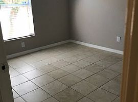 2435 2nd Ave S, Saint Petersburg, Fl 33712 3 Beds 2 Baths in Saint Petersburg, FL (Photo 3 of 12)