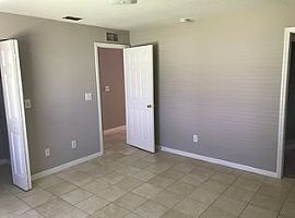 2435 2nd Ave S, Saint Petersburg, Fl 33712 3 Beds 2 Baths in Saint Petersburg, FL (Photo 6 of 12)