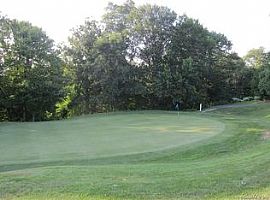 3 Beds 3 Baths For More Information Call (979) 493-0047 in Wallingford, CT (Photo 10 of 12)