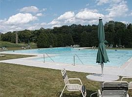 3 Beds 3 Baths For More Information Call (979) 493-0047 in Wallingford, CT (Photo 12 of 12)