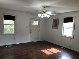 1143 Jefferson St, Paducah, Ky in Paducah, KY (Photo 3 of 4)