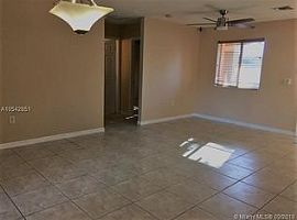 28437 Sw 135th Ave, Homestead, Fl 33033 The Rent Is $450 in Homestead, FL (Photo 2 of 3)