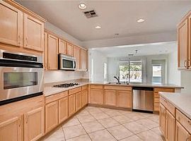 3 Beds 2 Baths in Las Vegas, NV (Photo 6 of 12)