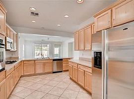 3 Beds 2 Baths in Las Vegas, NV (Photo 7 of 12)