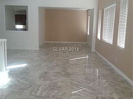 7 Beds 3.5 Baths in Las Vegas, NV (Photo 2 of 11)