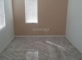 7 Beds 3.5 Baths in Las Vegas, NV (Photo 4 of 11)