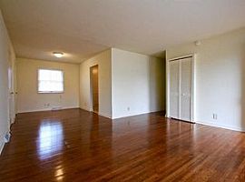  349 Tulane Dr, Lexington, Ky 40517 3 Beds 1.5 Baths 1,080 Sqft in Lexington, KY (Photo 3 of 4)