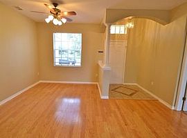 Gorgeous 4 Beds 2 Baths 1,829 Sqft Home in Plant City, FL (Photo 2 of 6)