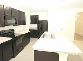 Gorgeous 5 Beds 3 Baths 2,140 Sqft Home in Plant City, FL (Photo 3 of 11)