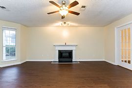 An You Picture Yourself in This Home? in Atlanta, GA (Photo 4 of 12)