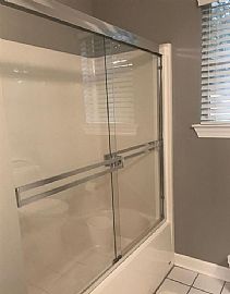 3 Beds 2 Baths....555 Ridgewood Dr, Daphne, in Daphne, AL (Photo 6 of 10)