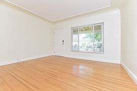 Attractive 2 Bedroom House in Miami, FL (Photo 2 of 9)