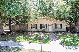 Good House in Grand Prairie in Grand Prairie, TX