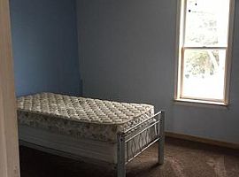 2000 Willow Dr Apt 1, Richmond, Ky  in Richmond, KY (Photo 3 of 5)