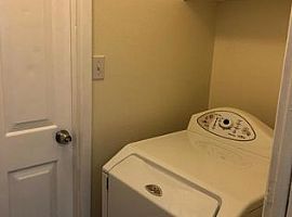 4016 S Grandview Ave, Tempe, Az 85282 in Tempe, AZ (Photo 7 of 8)