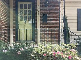 301 Gilbert Ct, Florence, Al 35630 in Florence, AL