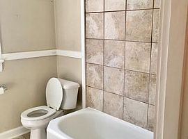 301 Gilbert Ct, Florence, Al 35630 in Florence, AL (Photo 11 of 12)