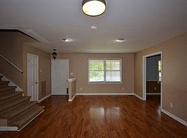 1210 Morrow Dr Se, Huntsville, Al 35803 in Huntsville, AL (Photo 4 of 12)