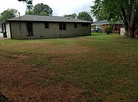 909 Davison Ave, Muscle Shoals, Al 35661 in Muscle Shoals, AL (Photo 12 of 12)