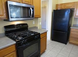 3850 W Park View Ln, Glendale, Az 85310 in Glendale, AZ (Photo 5 of 11)