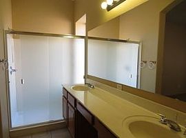 3850 W Park View Ln, Glendale, Az 85310 in Glendale, AZ (Photo 9 of 11)