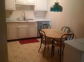 19614 N Pine Springs Dr, Sun City, Az 85373 in Sun City, AZ (Photo 4 of 8)