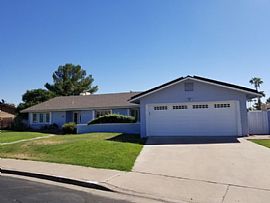 1525 E Indigo St, Mesa, Az 85203 in Mesa, AZ