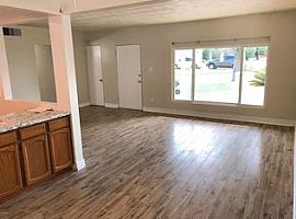 7042 N 11th Pl, Phoenix, Az 85020 in Phoenix, AZ (Photo 3 of 8)