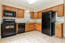 One Time Movein  Home Pay and Move In in Tampa, FL (Photo 4 of 5)