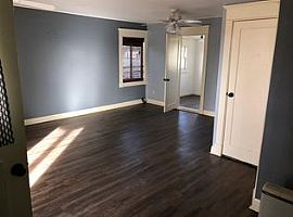 706 Flora St, Prescott, Az 86301 3 Beds 2 Baths 1,350 Sqft in Prescott, AZ (Photo 3 of 11)