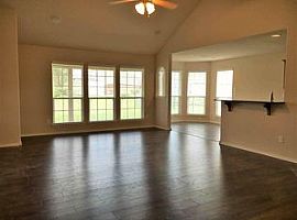 9013 N 156th East Ave, Owasso, Ok 74055 3 Beds 2 Baths 1,547 Sq in Owasso, OK (Photo 7 of 10)