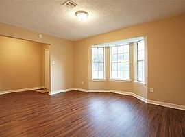 11315 Sagehaven Dr, Houston, Tx 77089 3 Beds 2 Baths 1,600 Sqft in Houston, TX (Photo 2 of 12)