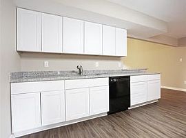 11315 Sagehaven Dr, Houston, Tx 77089 3 Beds 2 Baths 1,600 Sqft in Houston, TX (Photo 8 of 12)