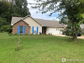 3205 Turtle Creek Rd, Jonesboro, Ar 72404 3 Beds 2 Baths 1,208  in Jonesboro, AR
