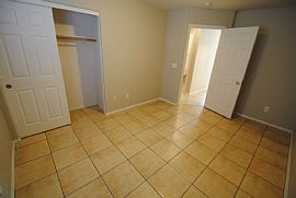 2431 W Devonshire Ave,Phoenix, Az 85015 Contact/me 4063445061 in Phoenix, AZ (Photo 9 of 11)