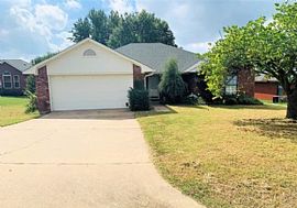 305 Mitzi Ln, Van Buren, Ar 72956 3 Beds 2 Baths 1,625 Sqft in Van Buren, AR