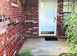 305 Mitzi Ln, Van Buren, Ar 72956 3 Beds 2 Baths 1,625 Sqft in Van Buren, AR (Photo 5 of 6)