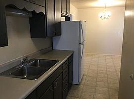 2504 E Columbia St, Colorado Springs, Co 80909 3 Beds 1 Bath 1, in Colorado Springs, CO (Photo 5 of 5)