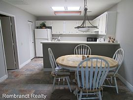 14300 W Bell Rd Unit435,Surprise,Az 85374 Contact/me 4063445061 in Surprise, AZ (Photo 8 of 12)