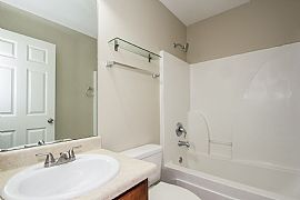 Charming 4 Bed Room to Rent Or Lease to Own in Decatur, GA (Photo 5 of 6)