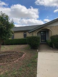 5400 Denise Dr, Haltom City, Tx in Haltom City, TX