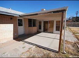 8404 Edgemere Blvd, El Paso, Tx in El Paso, TX (Photo 5 of 12)