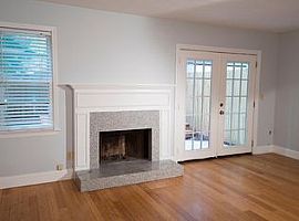 2 Beds 2.5 Baths in Avondale Estates, GA (Photo 2 of 5)