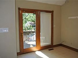 547 Saint Leger Ave, Akron, Oh 44305 3 Beds 2 Baths 1,536 Sqft in Akron, OH (Photo 4 of 5)