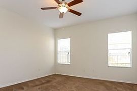 403 Country Vineyard Dr, Valrico, Fl 33594 in Valrico, FL (Photo 4 of 6)